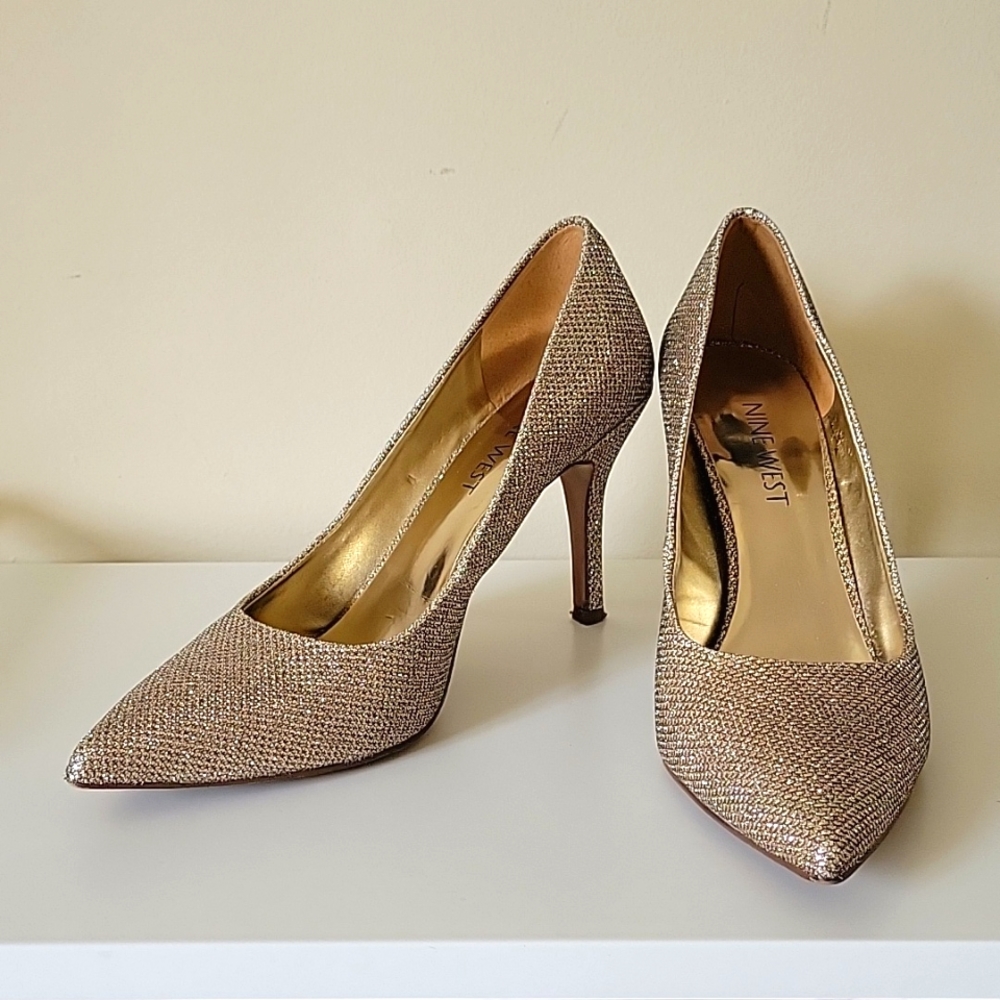 Nine West Gold Pumps